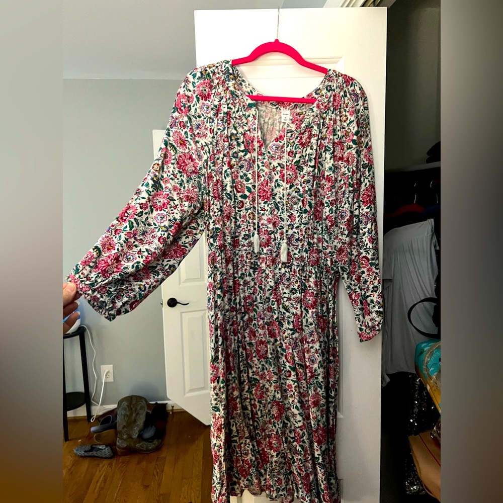 Old Navy pink & white Floral Peasant Dress, elastic waist, midi length